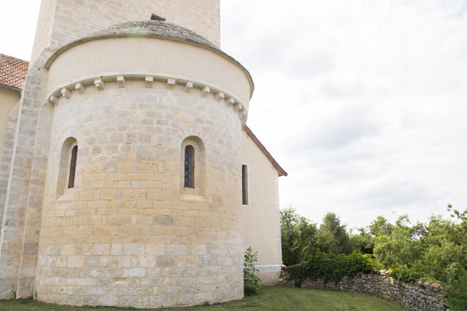 Le cœur de l'église en cul-de-four, merveille de l'art roman